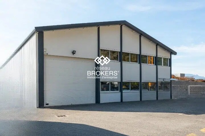 Industriel/Logistique dans Challes-les-Eaux à louer - Photo de l’immeuble – Image 2 sur 5