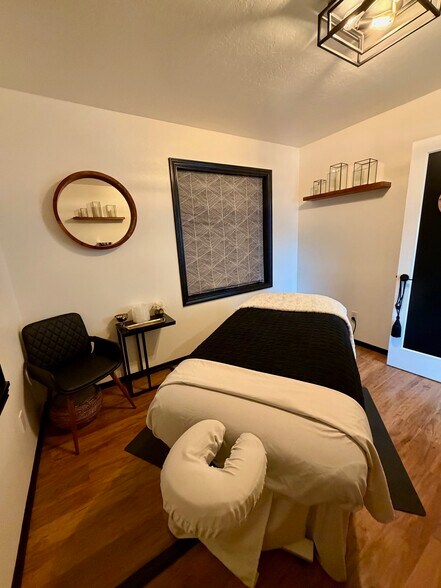 1320 Market St, Kirkland, WA à louer - Photo de l’immeuble – Image 3 sur 6