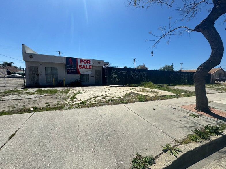 1726 W Compton Blvd, Compton, CA à vendre - Photo de l’immeuble – Image 3 sur 12