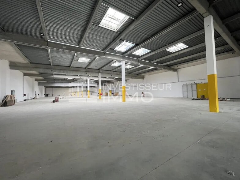 Local d’activités dans Garges-Lès-Gonesse à louer - Photo intérieure – Image 2 sur 6