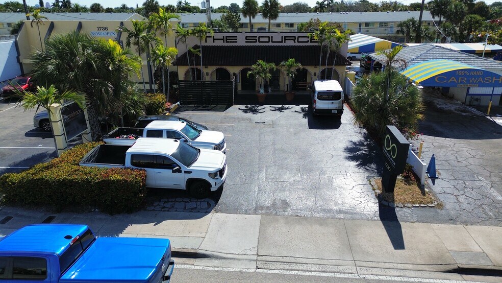 1730 E Commercial Blvd, Fort Lauderdale, FL à vendre - Photo de l’immeuble – Image 2 sur 23