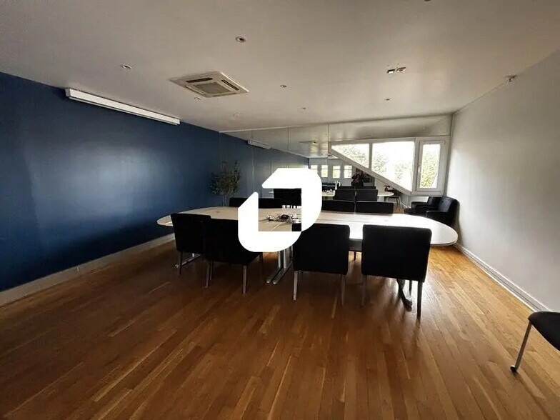 Bureau dans Ris-Orangis à louer - Photo intérieure – Image 3 sur 11