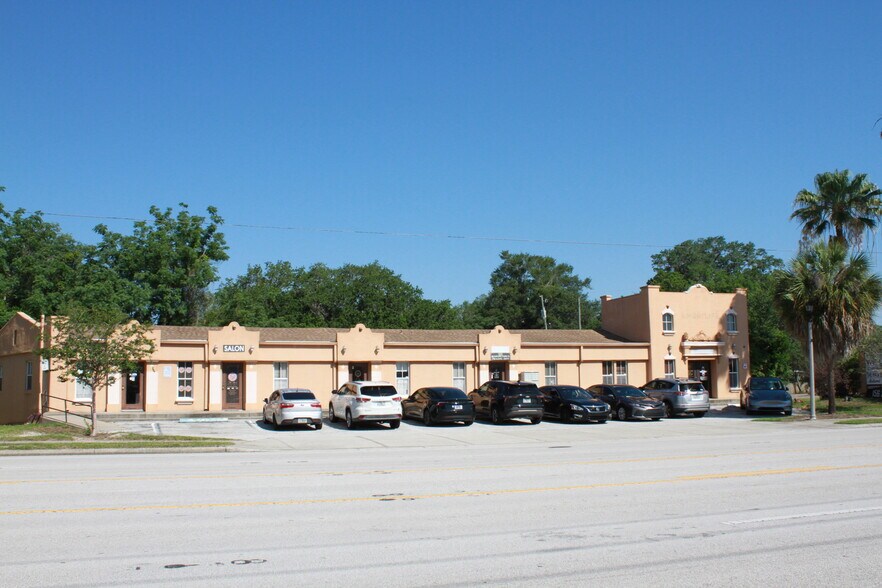 Charles R Beall Blvd, DeBary, FL à vendre - Photo de l’immeuble – Image 3 sur 23
