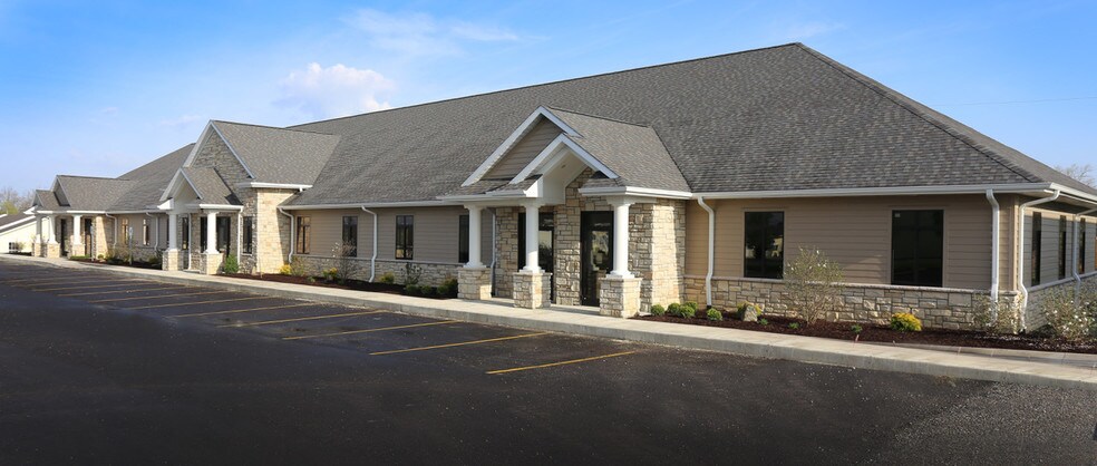 402-404 S Scott Rd, Fort Wayne, IN à vendre - Photo de l’immeuble – Image 2 sur 7