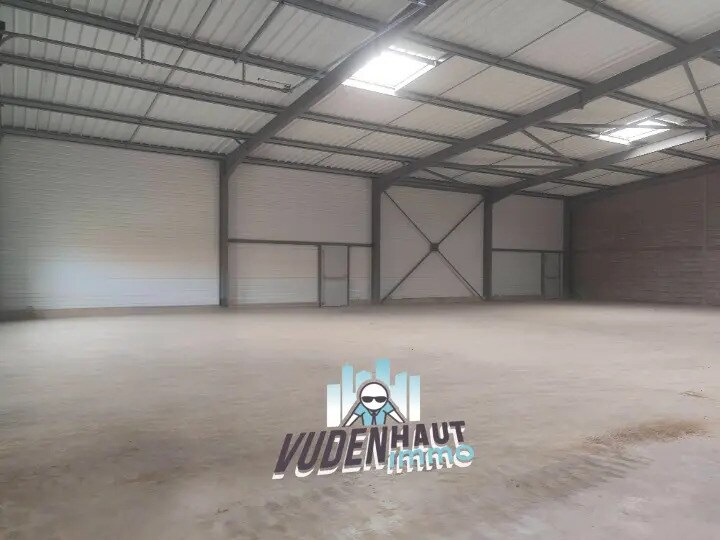 Local d’activités dans Colomiers à louer - Photo de l’immeuble – Image 3 sur 9