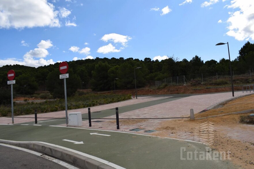 Calle Sierra de la Fuensanta, Murcia, Murcia à vendre - Photo de l’immeuble – Image 3 sur 5