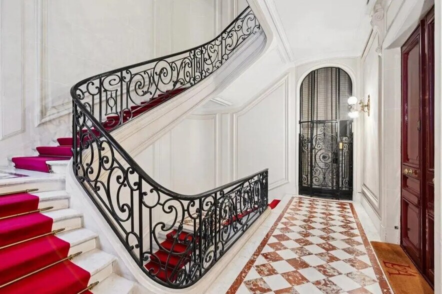 Bureau dans Paris à vendre - Hall d’entrée – Image 3 sur 20