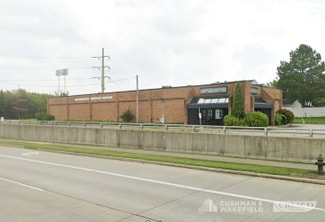 Plus de détails pour 16533 Royalton Rd, Strongsville, OH - Local commercial à louer