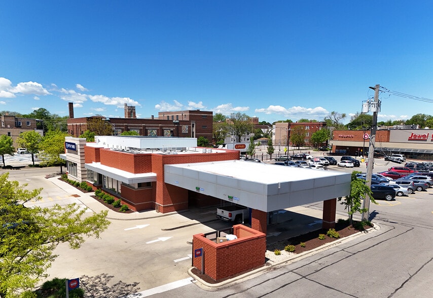 5501 N Ashland Ave, Chicago, IL à vendre - Photo de l’immeuble – Image 2 sur 8