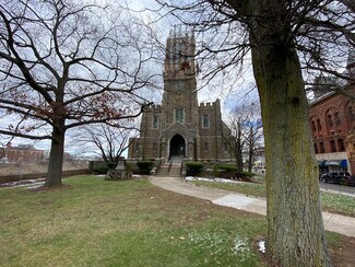 Plus de détails pour 288 Walnut St, Newton, MA - Bureau à louer