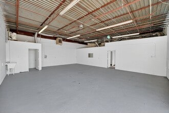 410-420 Lillard Rd, Arlington, TX à louer Photo intérieure– Image 1 sur 10