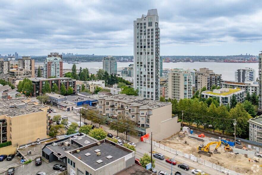149-155 3rd St W, North Vancouver, BC à louer - Aérien – Image 3 sur 3
