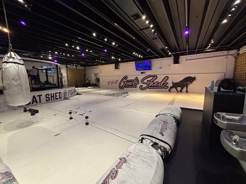 144 NW 36th St, Miami, FL à louer - Photo de l’immeuble – Image 2 sur 10