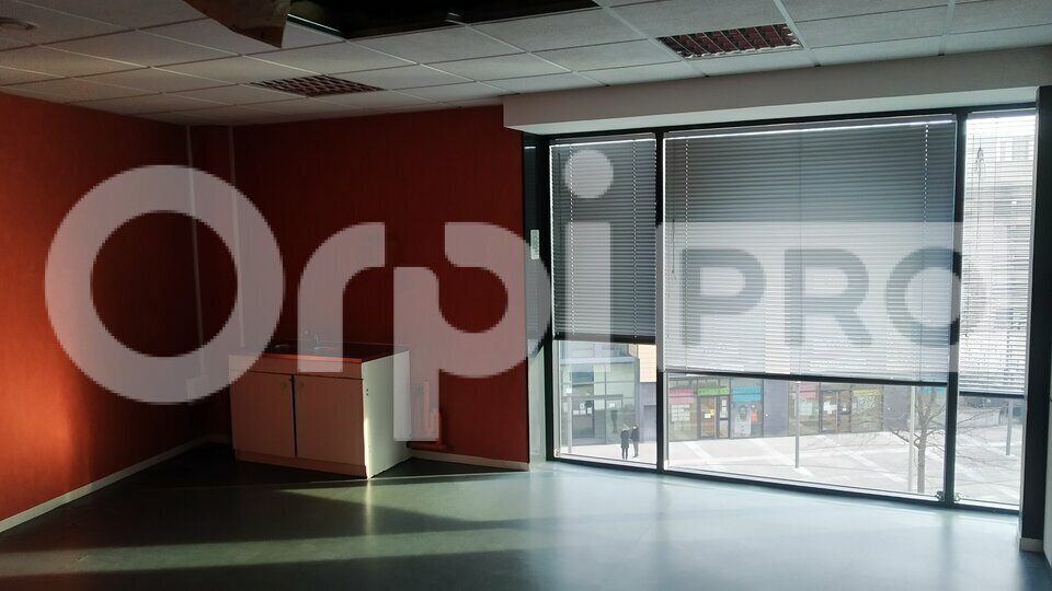 Bureau dans Reims à louer Photo intérieure– Image 1 sur 6
