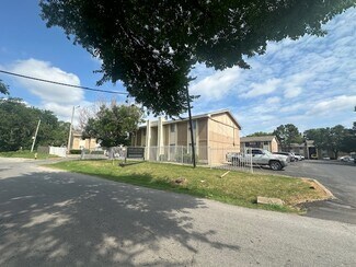 Plus de détails pour 6321 E 9th St, Tulsa, OK - Logement à vendre