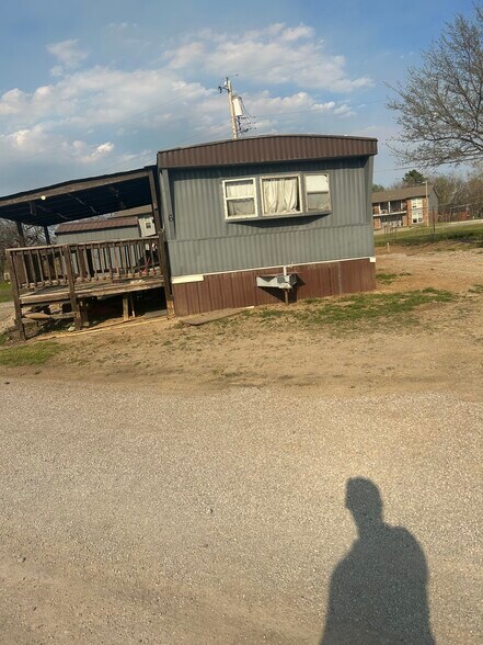 1601 E Main St, Davis, OK à vendre - Photo de l’immeuble – Image 3 sur 11