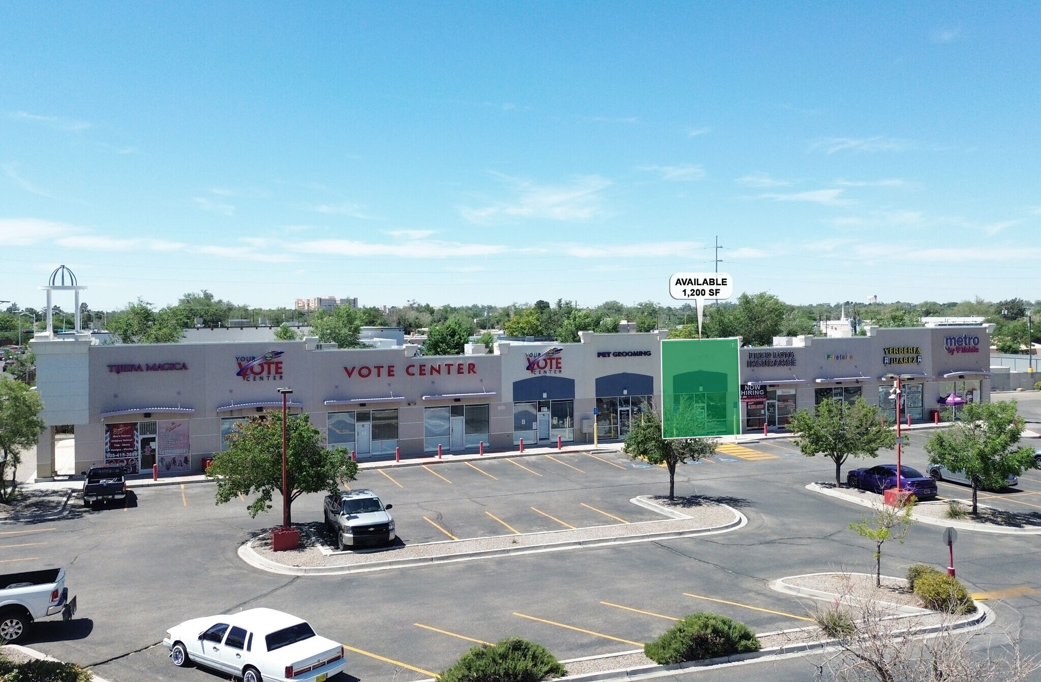 201 San Pedro Dr SE, Albuquerque, NM à louer Photo de l’immeuble– Image 1 sur 8