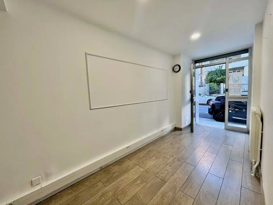 Local commercial dans Nice à louer Photo intérieure– Image 1 sur 6