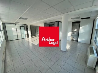 Plus de détails pour Bureau à louer