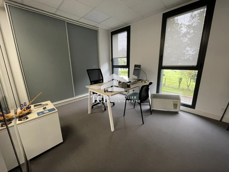 Bureau dans Vertou à louer - Photo de l’immeuble – Image 2 sur 4