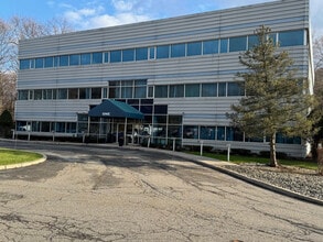 1 Corwin Ct, Newburgh, NY à louer Photo intérieure– Image 2 sur 26