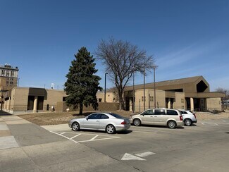 Plus de détails pour 191 W 5th St, Waterloo, IA - Local commercial à vendre