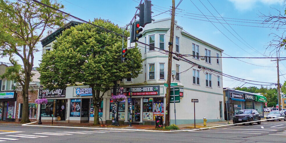 308-312 Main St, Huntington, NY à vendre - Photo de l’immeuble – Image 3 sur 7