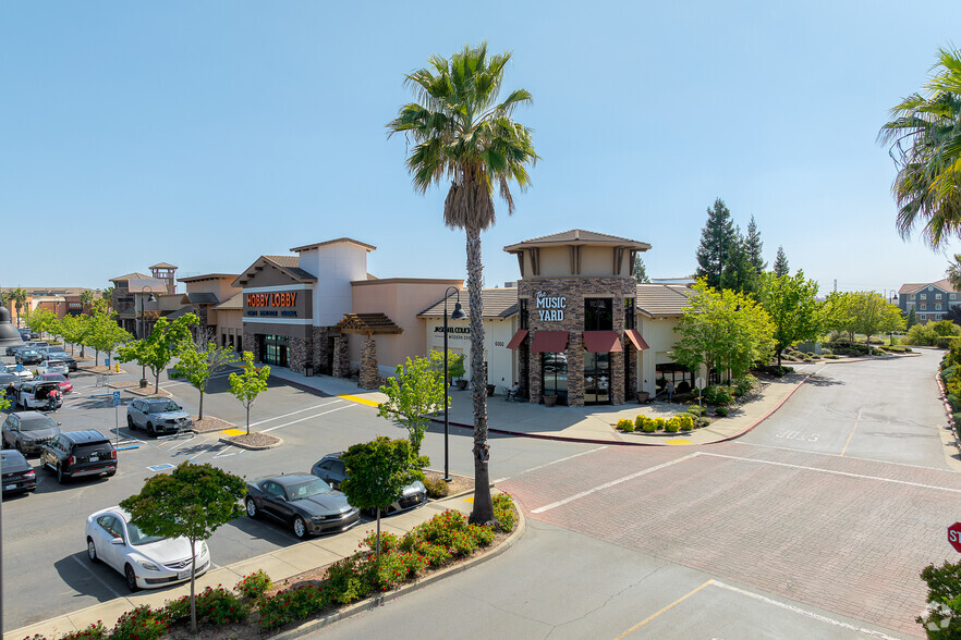 6668-6684 Lonetree Blvd, Rocklin, CA à vendre - Photo principale – Image 1 sur 7