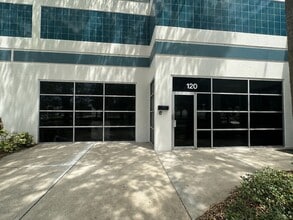 9777 Satellite Blvd, Orlando, FL à louer Photo intérieure– Image 2 sur 9