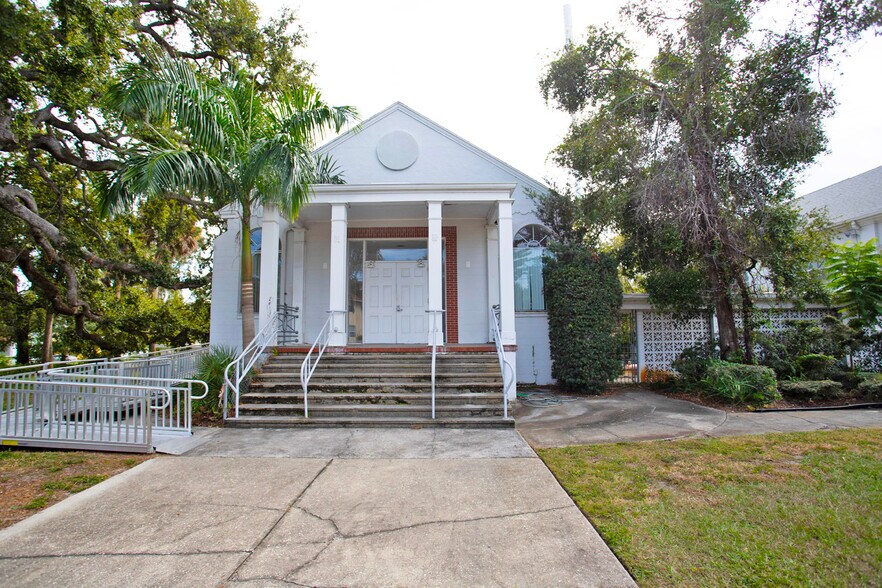 1310 22nd Ave S, Saint Petersburg, FL à vendre - Photo de l’immeuble – Image 2 sur 21