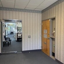 4815 Oleander Dr, Wilmington, NC à louer Hall d’entrée– Image 1 sur 6