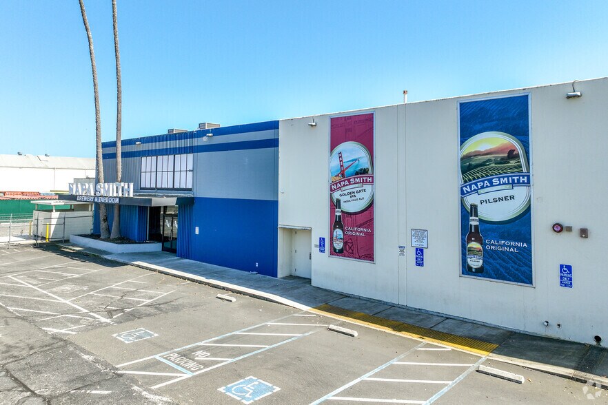 101 Yolano Dr, Vallejo, CA à louer - Photo de l’immeuble – Image 2 sur 5