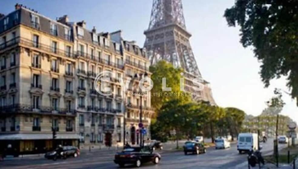 Bureau dans Paris à louer - Photo de l’immeuble – Image 3 sur 12