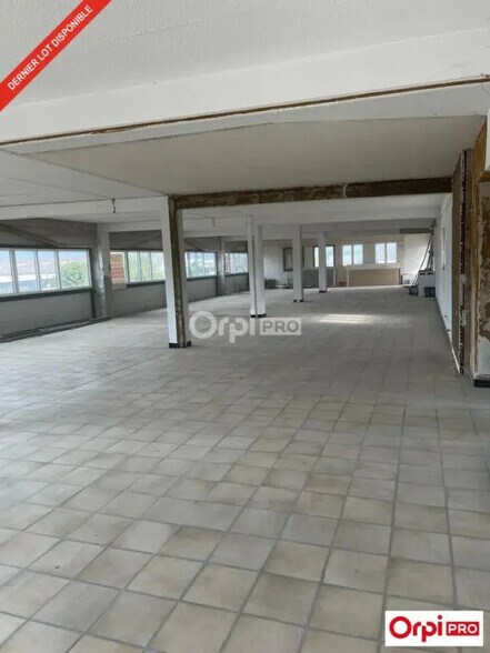 Bureau dans ROMANS-SUR-ISÈRE à vendre - Photo de l’immeuble – Image 2 sur 5