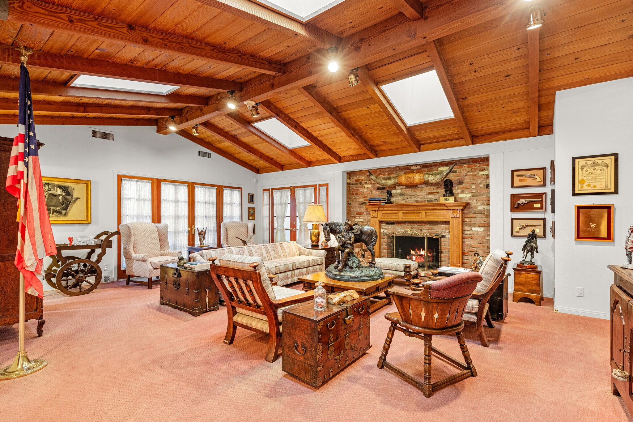 4383 Colfax Ave, Studio City, CA à vendre Photo principale– Image 1 sur 22