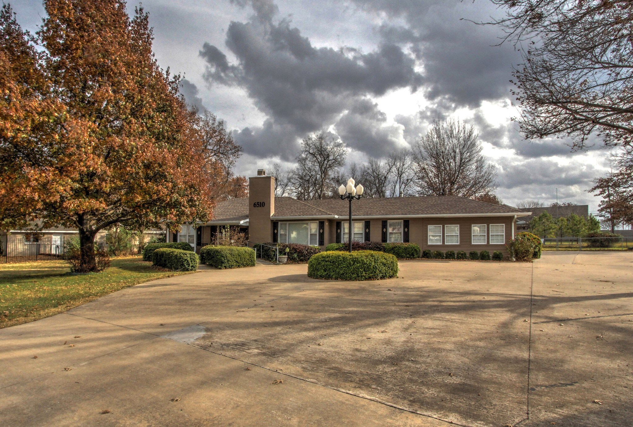 6510 E 24th St, Tulsa, OK à vendre Photo de l’immeuble– Image 1 sur 5