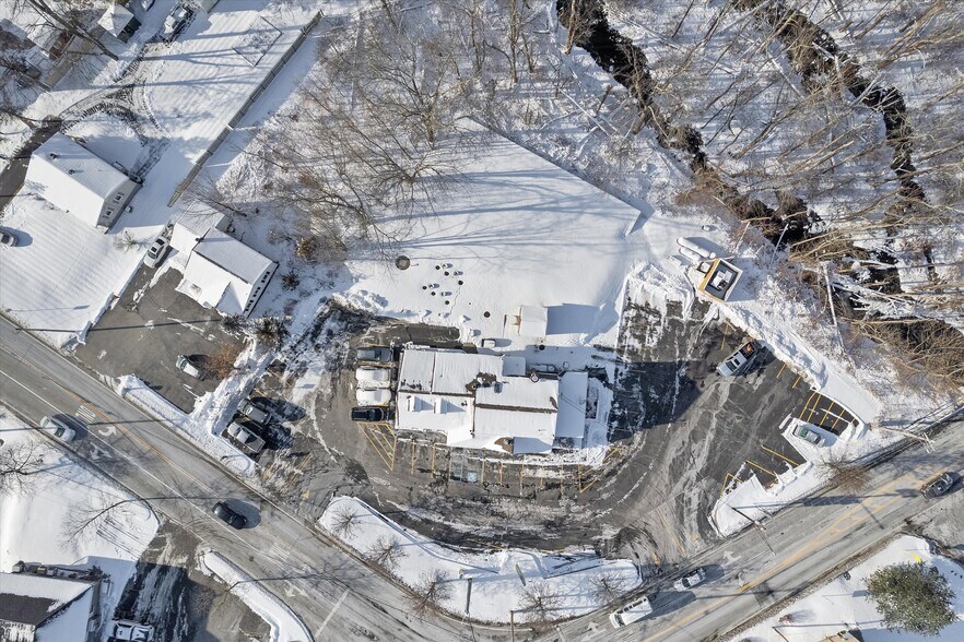 1663 NY-300 Rt, Newburgh, NY à louer - Photo de l’immeuble – Image 2 sur 48