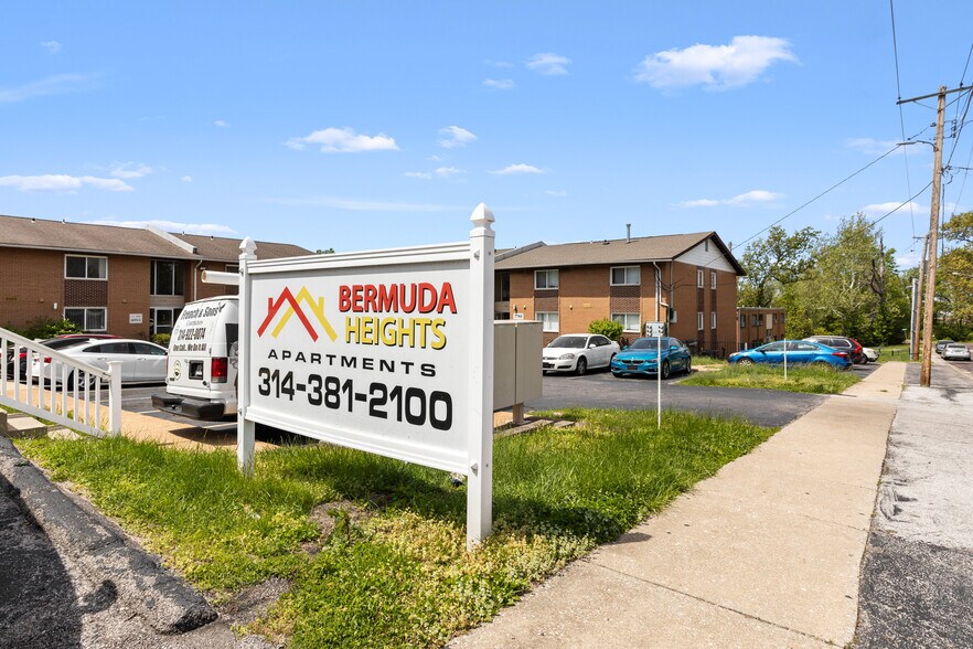 7718-7744 Springdale Dr, Saint Louis, MO à vendre - Photo de l’immeuble – Image 3 sur 18