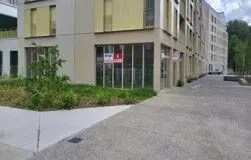 Plus de détails pour Local commercial à louer