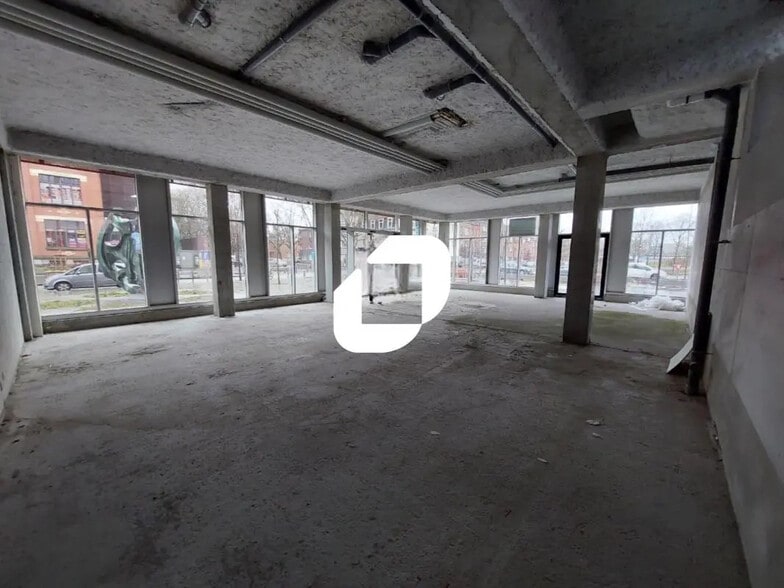 Local commercial dans Lille à louer - Photo de l’immeuble – Image 3 sur 7