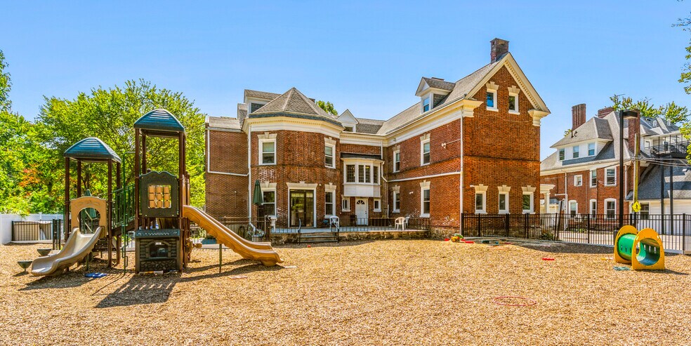 11 Saint Asaphs Rd, Bala Cynwyd, PA à vendre - Photo de l’immeuble – Image 3 sur 5