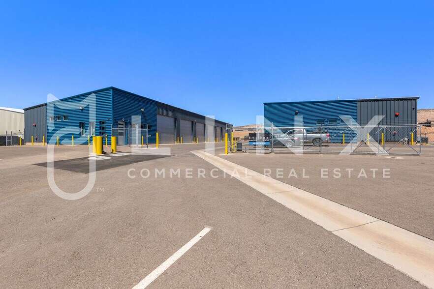 4478 S Factory Dr, Saint George, UT à vendre - Photo de l’immeuble – Image 1 sur 10
