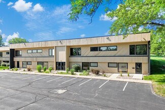 Plus de détails pour 2600 72nd St, Urbandale, IA - Bureau à louer