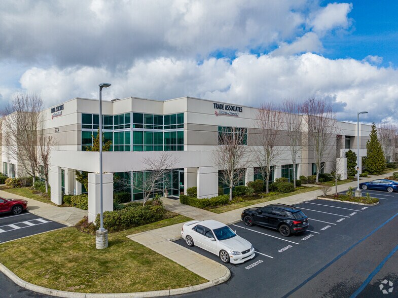 6324 S 199th Pl, Kent, WA à louer - Photo principale – Image 1 sur 7