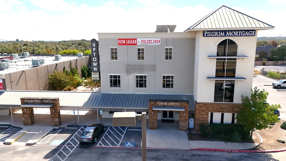 1270 N Loop 1604 E, San Antonio, TX à louer - Photo de l’immeuble – Image 1 sur 14