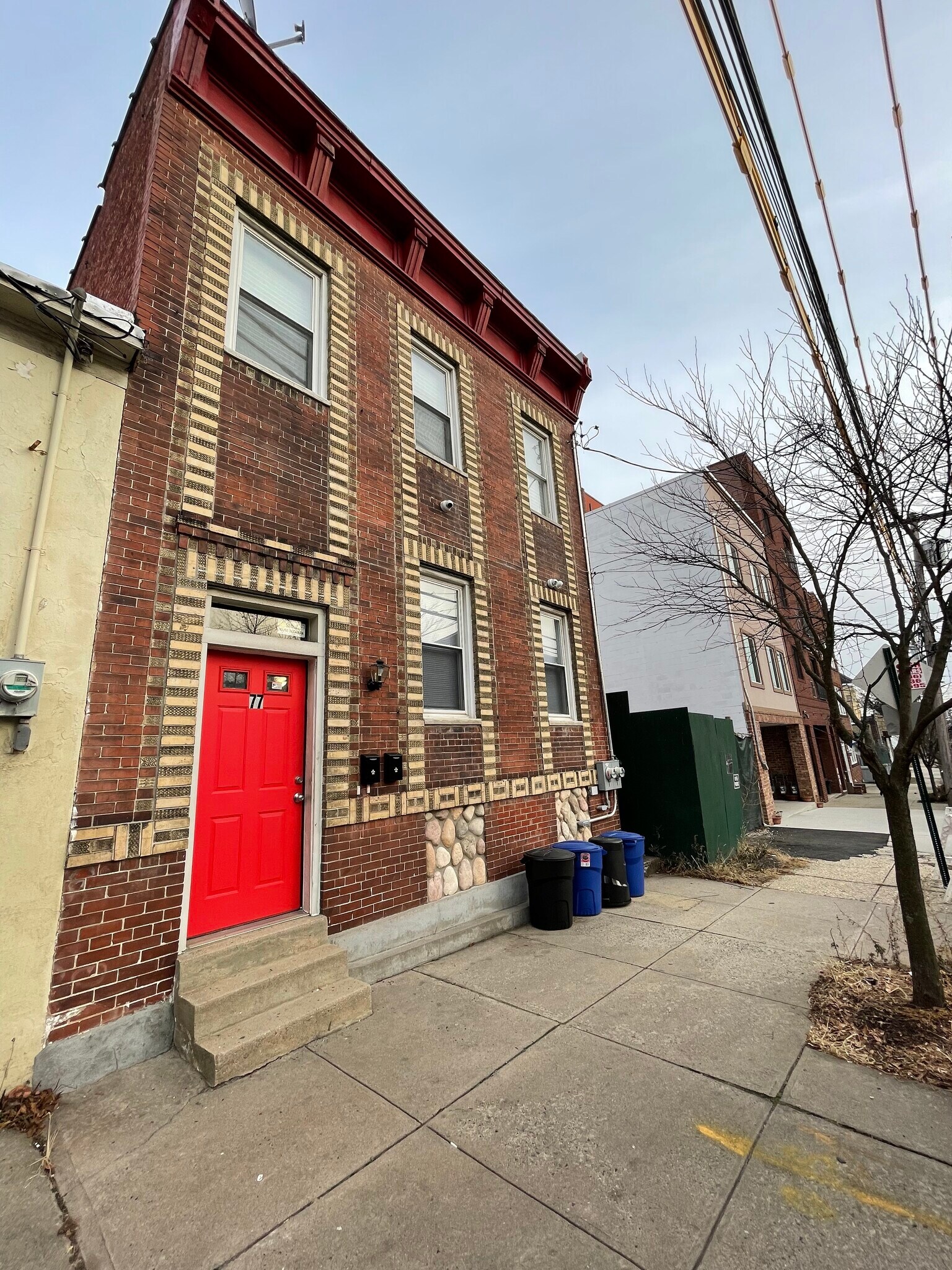 77 Montgomery Ave, Staten Island, NY à vendre Photo principale– Image 1 sur 5