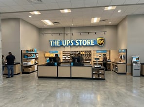 777 NW 2nd Ave, Miami, FL à louer Photo intérieure– Image 2 sur 8