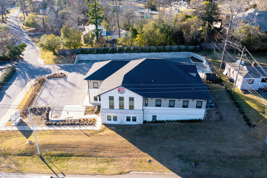 1990 Southwood Rd, Vestavia Hills, AL à vendre - Photo de l’immeuble – Image 3 sur 8