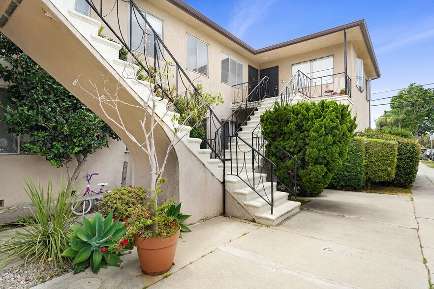 12400 Mitchell Ave, Los Angeles, CA à vendre - Photo de l’immeuble – Image 3 sur 14