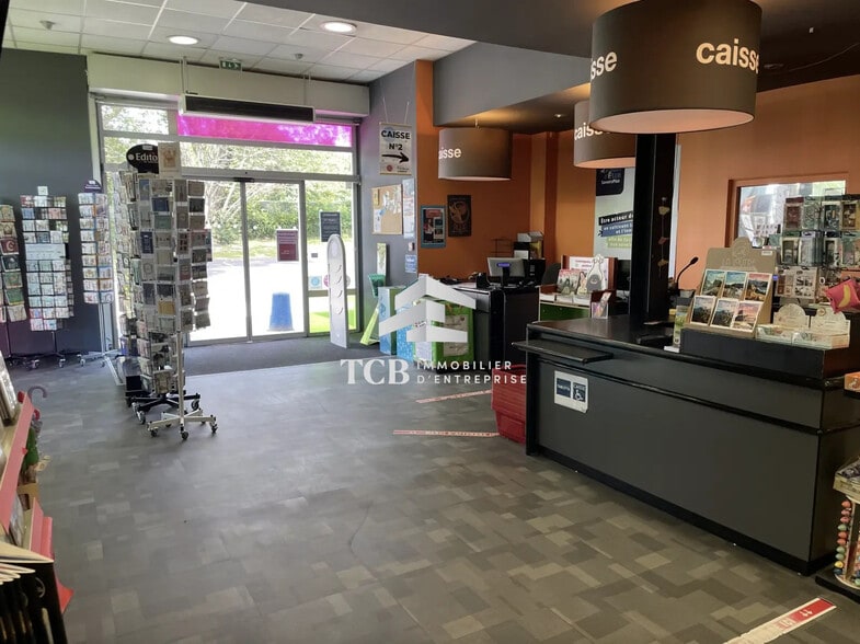 Local commercial dans Orvault à vendre - Photo intérieure – Image 1 sur 11